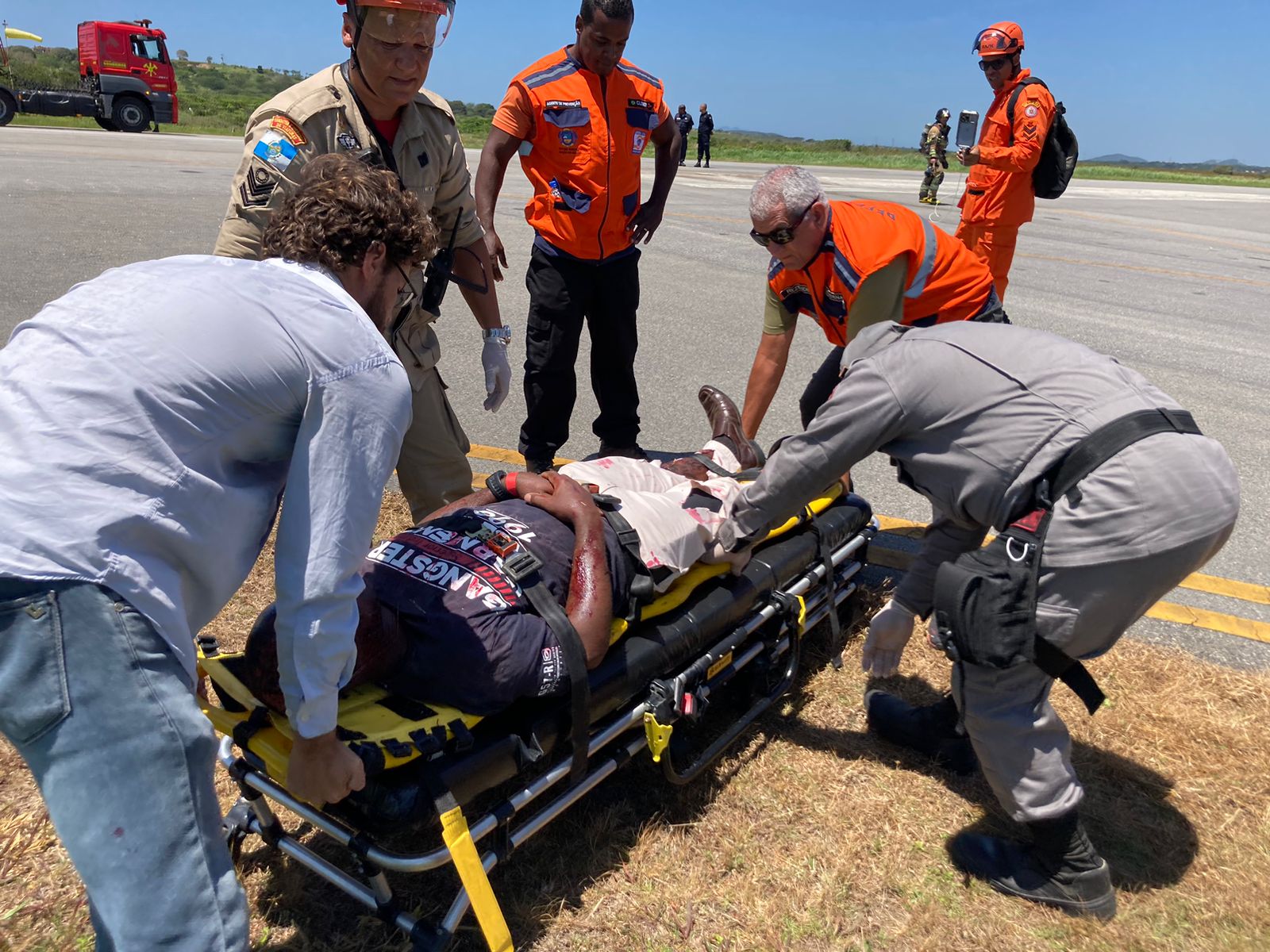 Búzios recebe simulação de acidentes aéreo no Aeroporto Umberto Mediano em parceria com o Destacamento de Bombeiros Militar do município