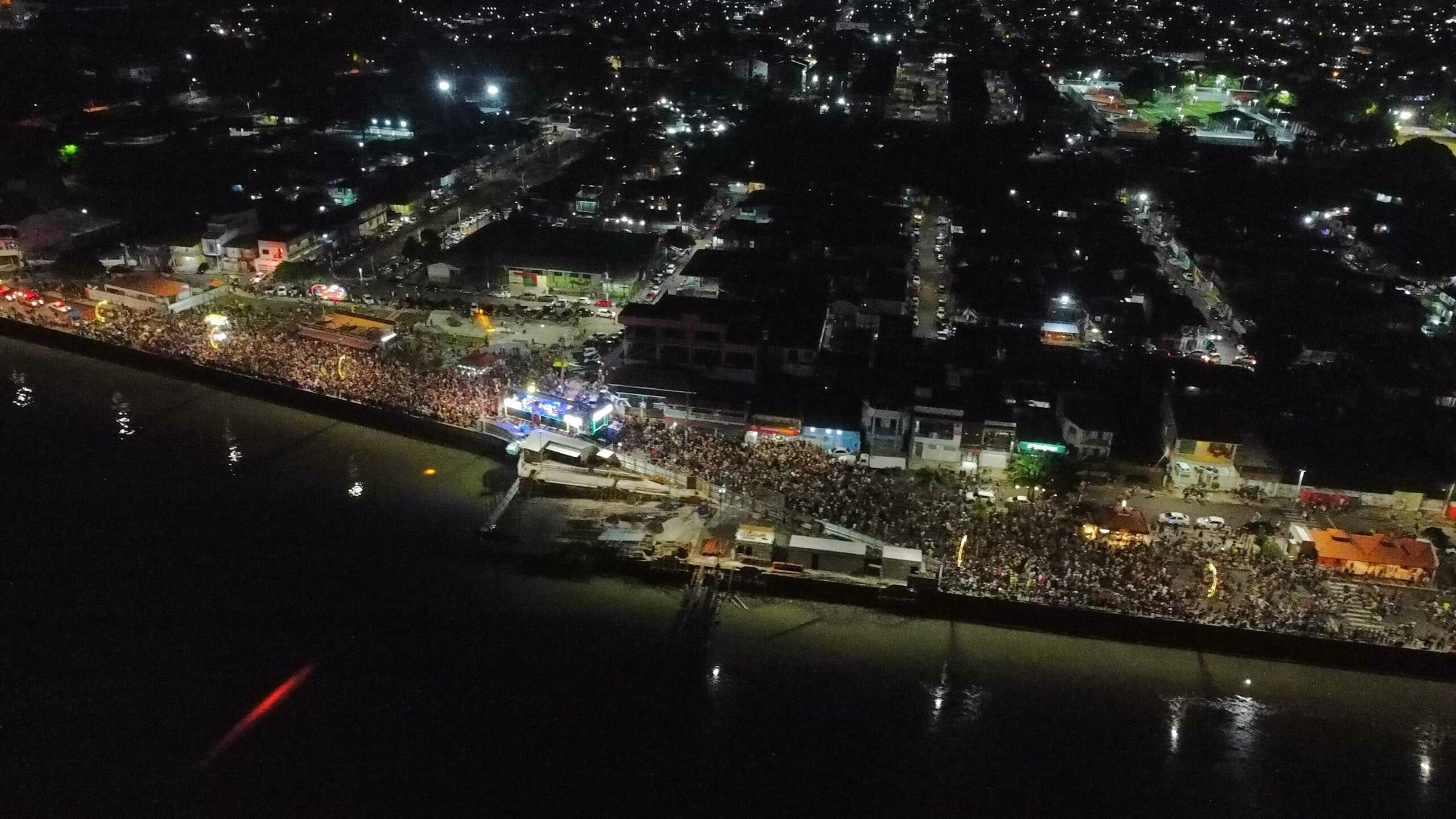 Em leva de micareta, Chiclete com Banana reúne 100 mil pessoas no Réveillon da Cidade de Macapá – Prefeitura Municipal de Macapá