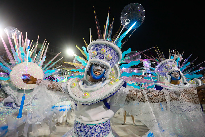 De homenagem a Lia de Itamaracá à exaltação de Maricá, escolas de samba da Série Ouro estreiam na Sapucaí - Prefeitura da Cidade do Rio de Janeiro